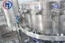 4000 瓶/小时全自动饮料/碳酸饮料/CSD清洗灌装旋盖三合一机（型号：DXGF18-18-6)